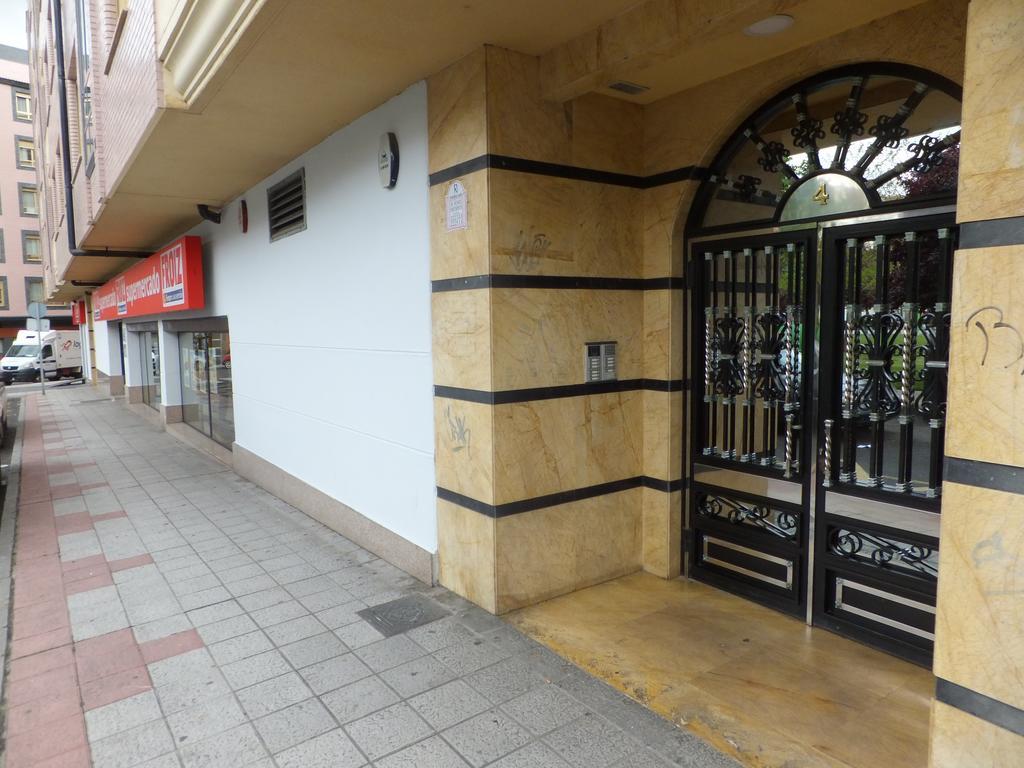 Www Apartamento Conde De Leon Wordpress Com Parking Opcional Exterior photo